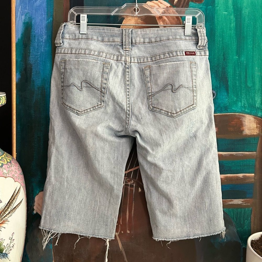 Makers of True Originals Light Blue Jean Shorts - Picture 6 of 16